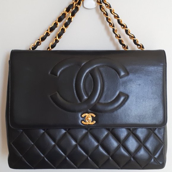 **SOLD** Authentic CHANEL Jumbo Shoulder Bag - Picture 1 of 9